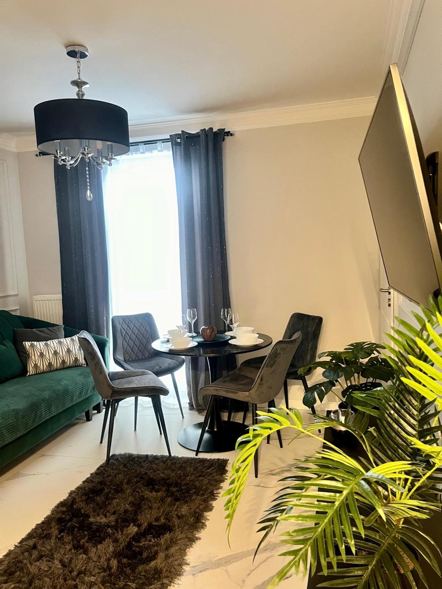 Kielce- Cappuccino Apartament, Faktura, Parking, Centrum
